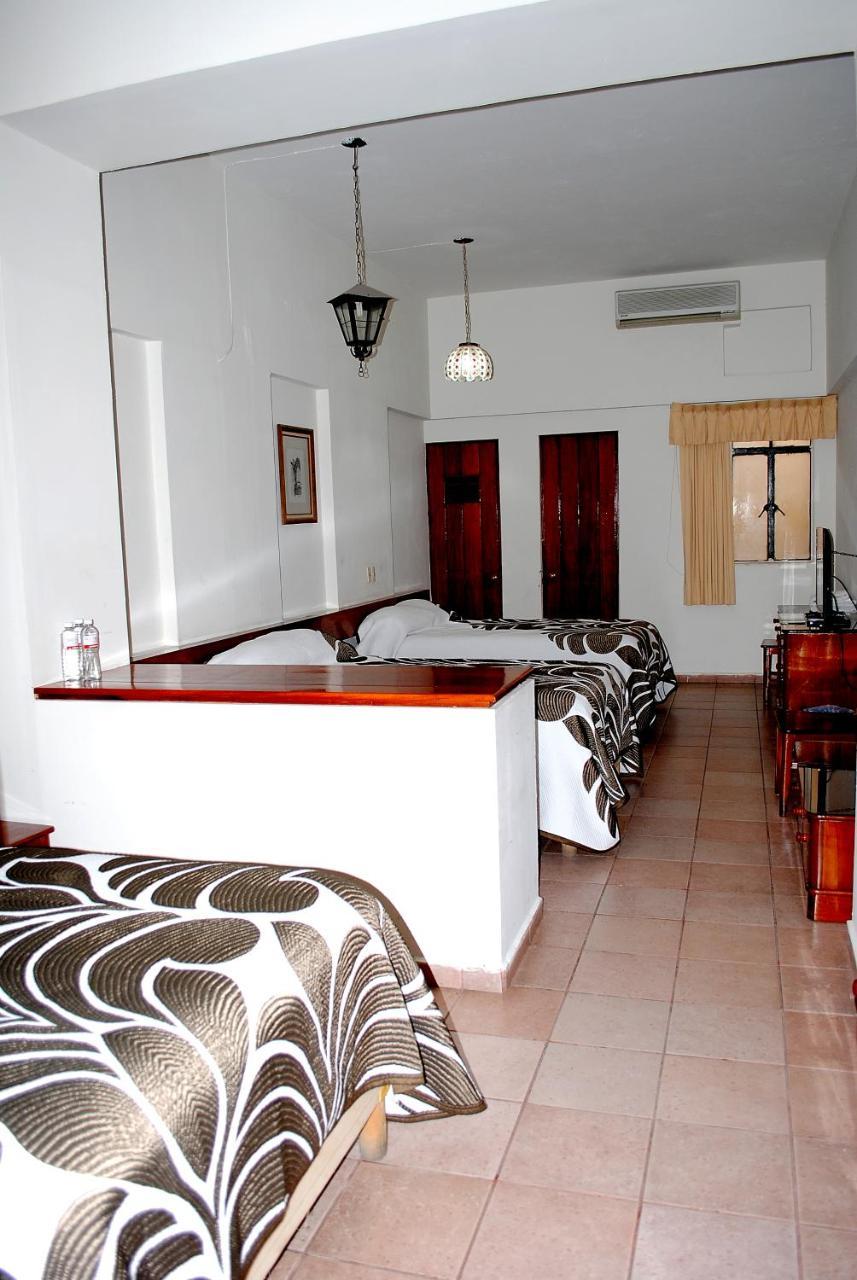 Hotel Posada Del Sol Апацинган-де-ла-Конститусьон Экстерьер фото