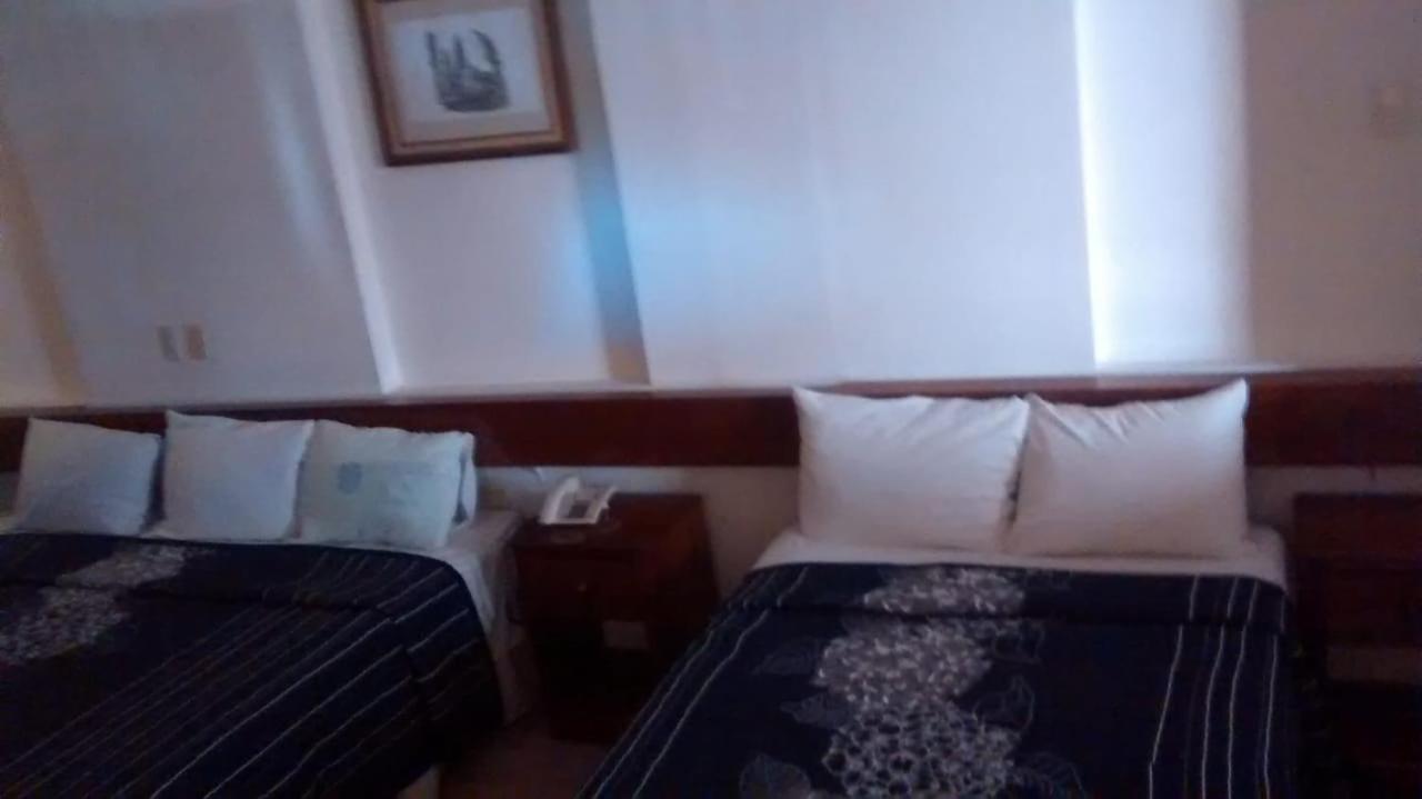 Hotel Posada Del Sol Апацинган-де-ла-Конститусьон Экстерьер фото