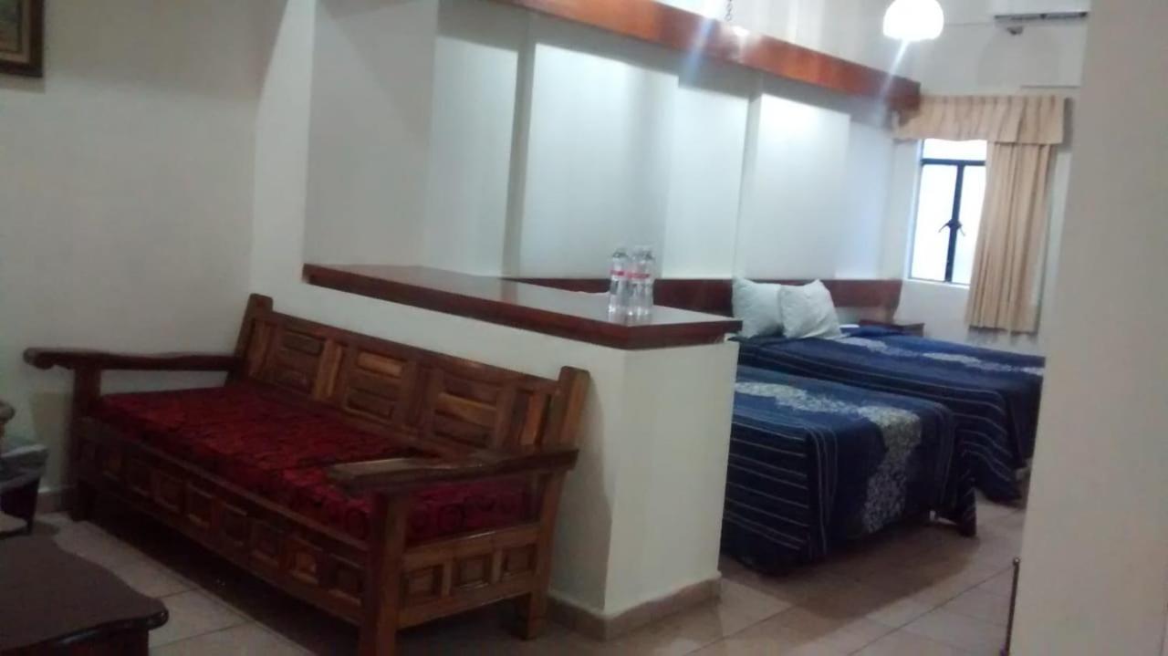Hotel Posada Del Sol Апацинган-де-ла-Конститусьон Экстерьер фото